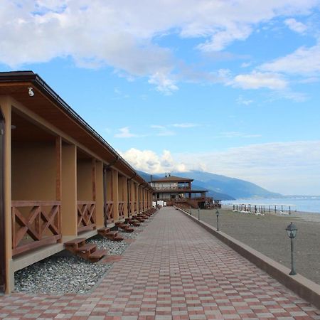 Napra Hotel Tsandrypsh Bagian luar foto