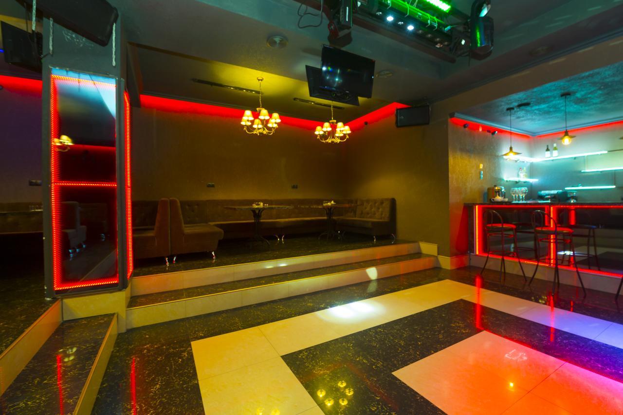 Napra Hotel Tsandrypsh Bagian luar foto